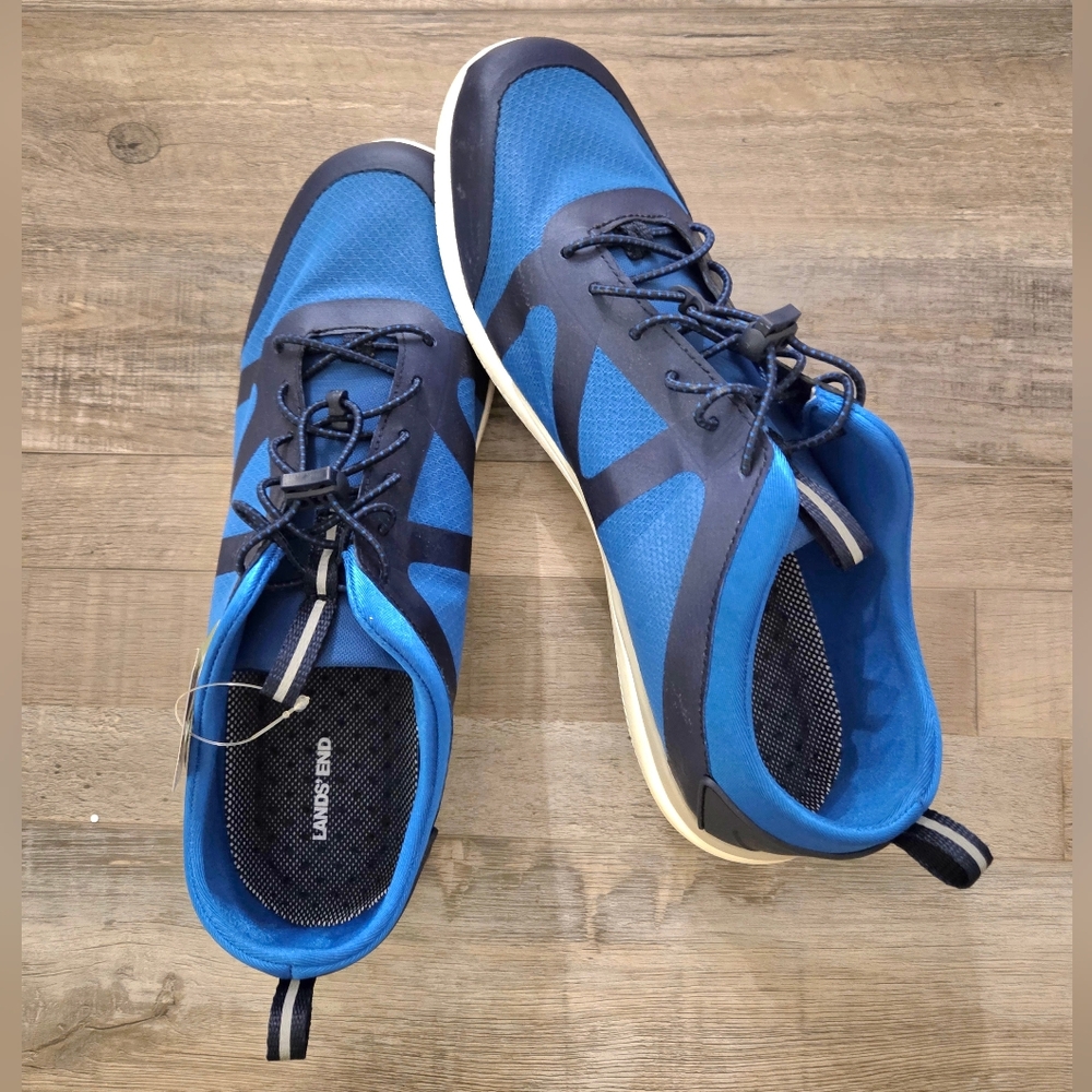 Lands' End Women's Athletic Water Shoes in Navy and Blue